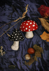 Toadstool Offering - Schwarz